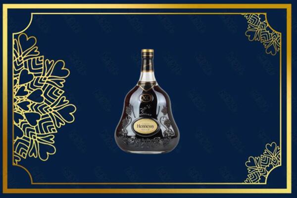 泰安市新泰烟酒回收轩尼诗洋酒
